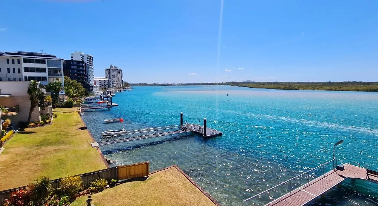 Cranbourne Court Beachside Apartments Maroochydore Australia
