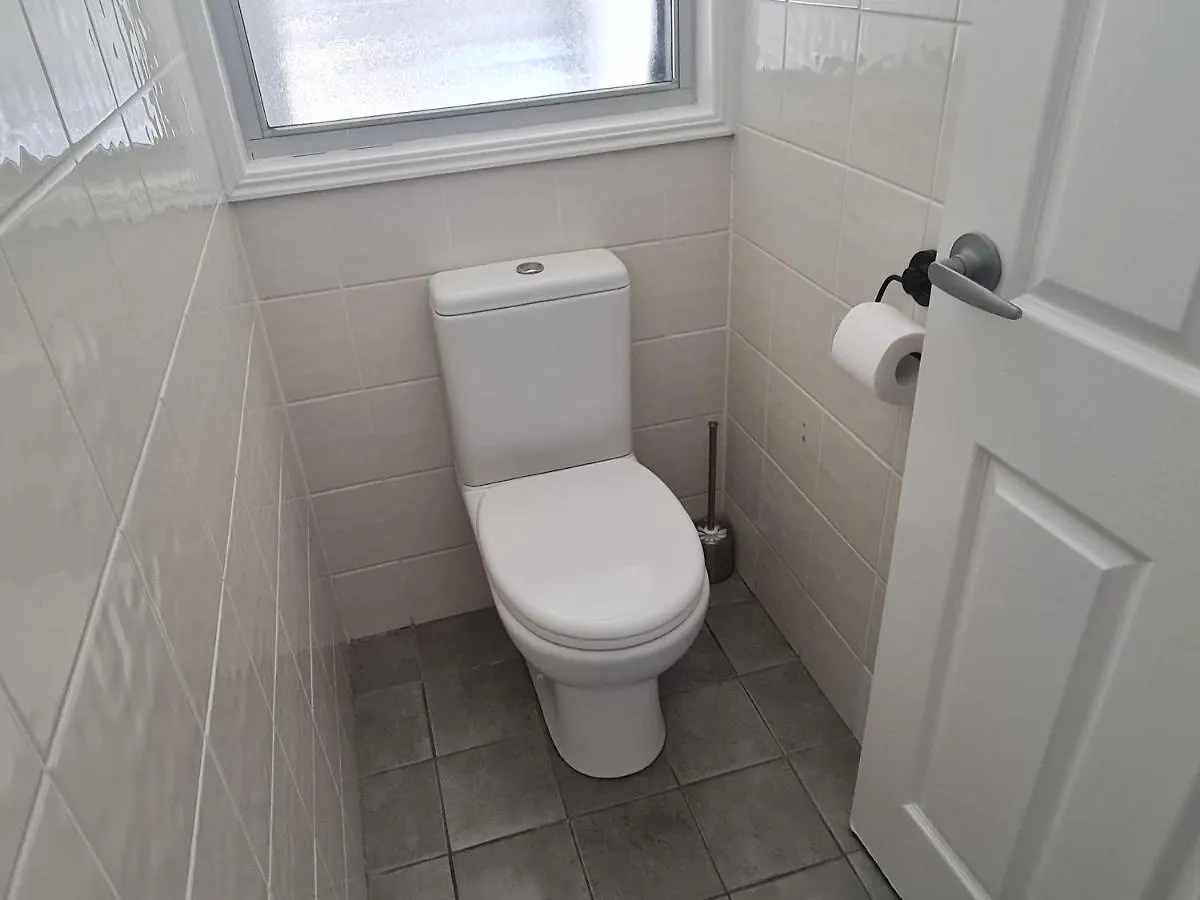 Cranbourne Court Beachside Apartments Maroochydore