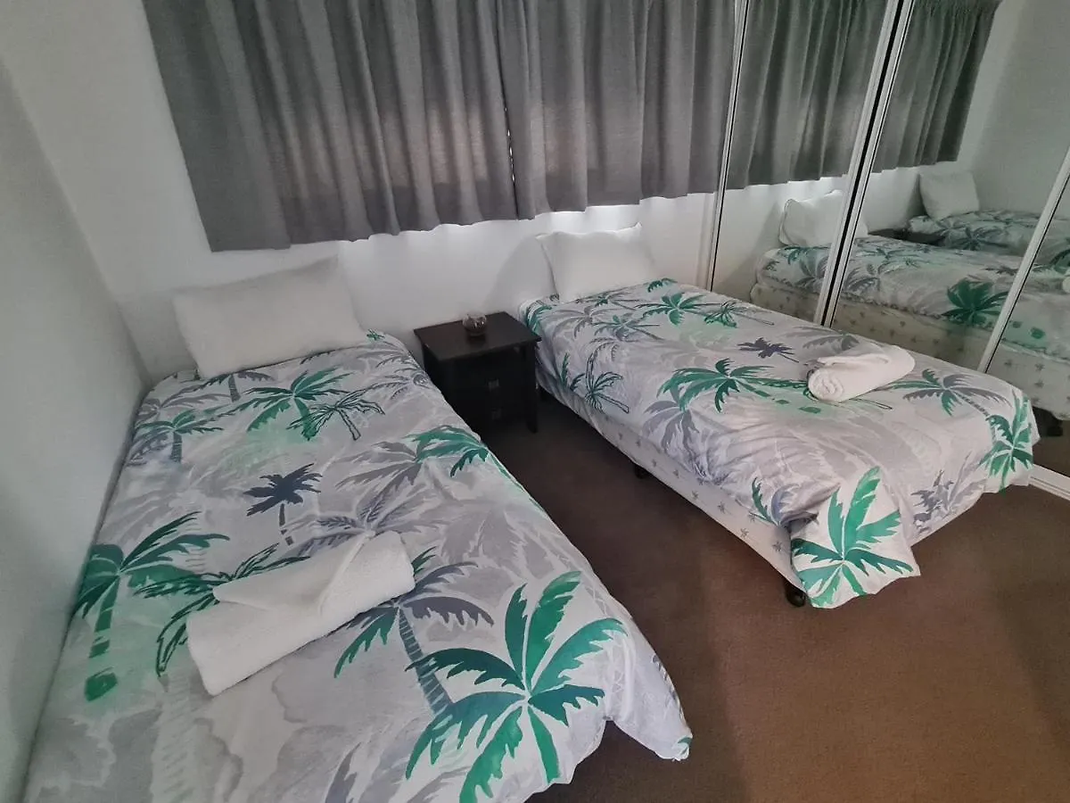 Cranbourne Court Beachside Apartments Maroochydore Australia