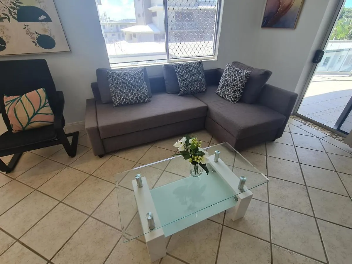 Cranbourne Court Beachside Apartments Maroochydore 0*,