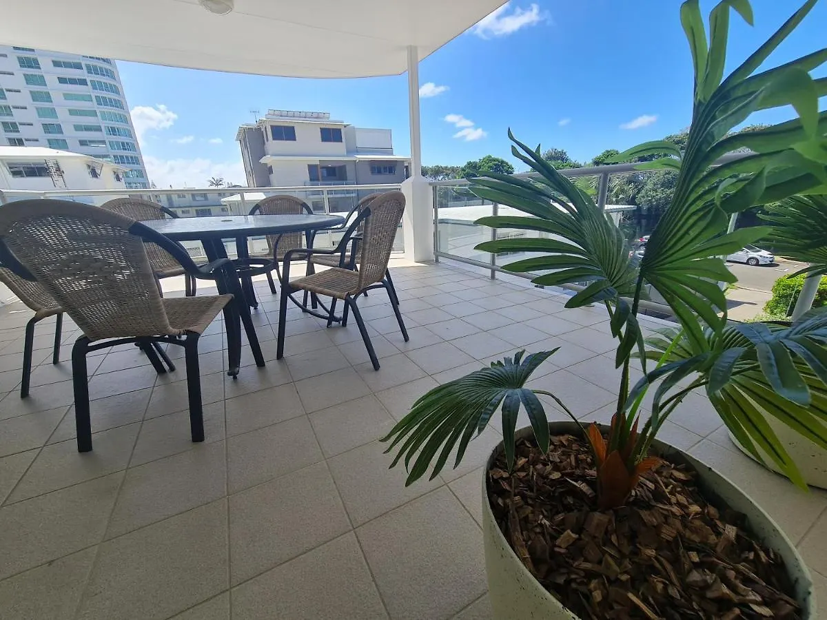 Cranbourne Court Beachside Apartments Maroochydore