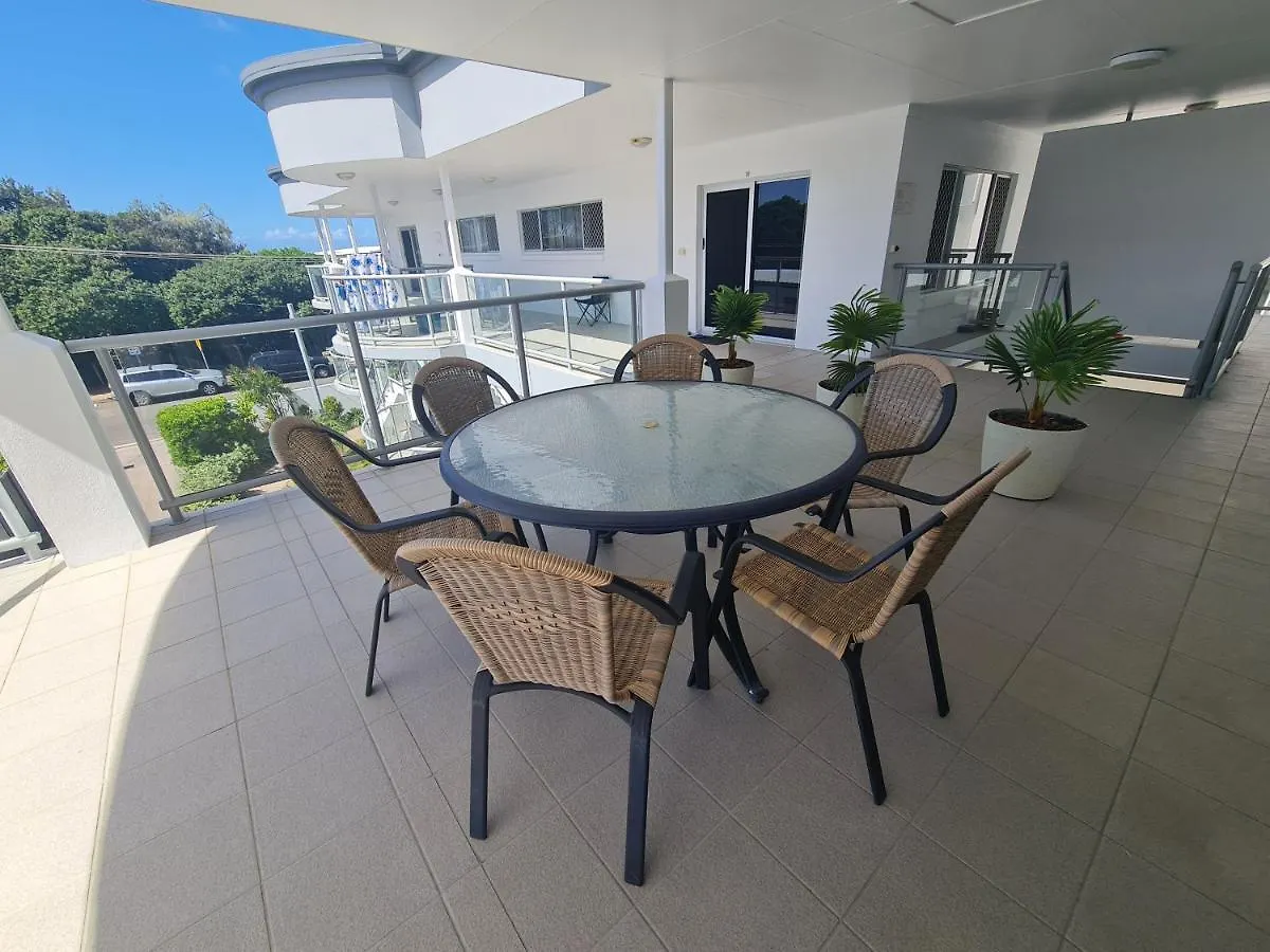 Cranbourne Court Beachside Apartments Maroochydore 0*,  Australia