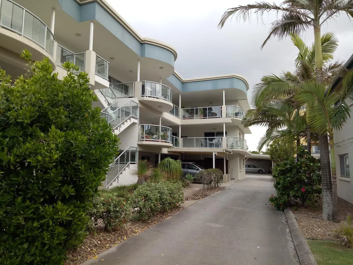 Cranbourne Court Beachside Apartments Maroochydore