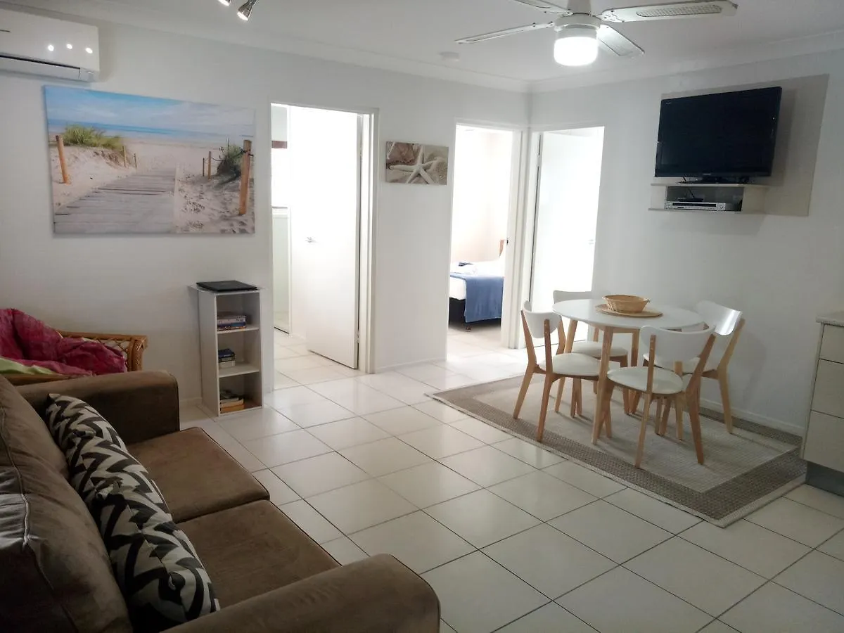 Cranbourne Court Beachside Apartments Maroochydore Australia