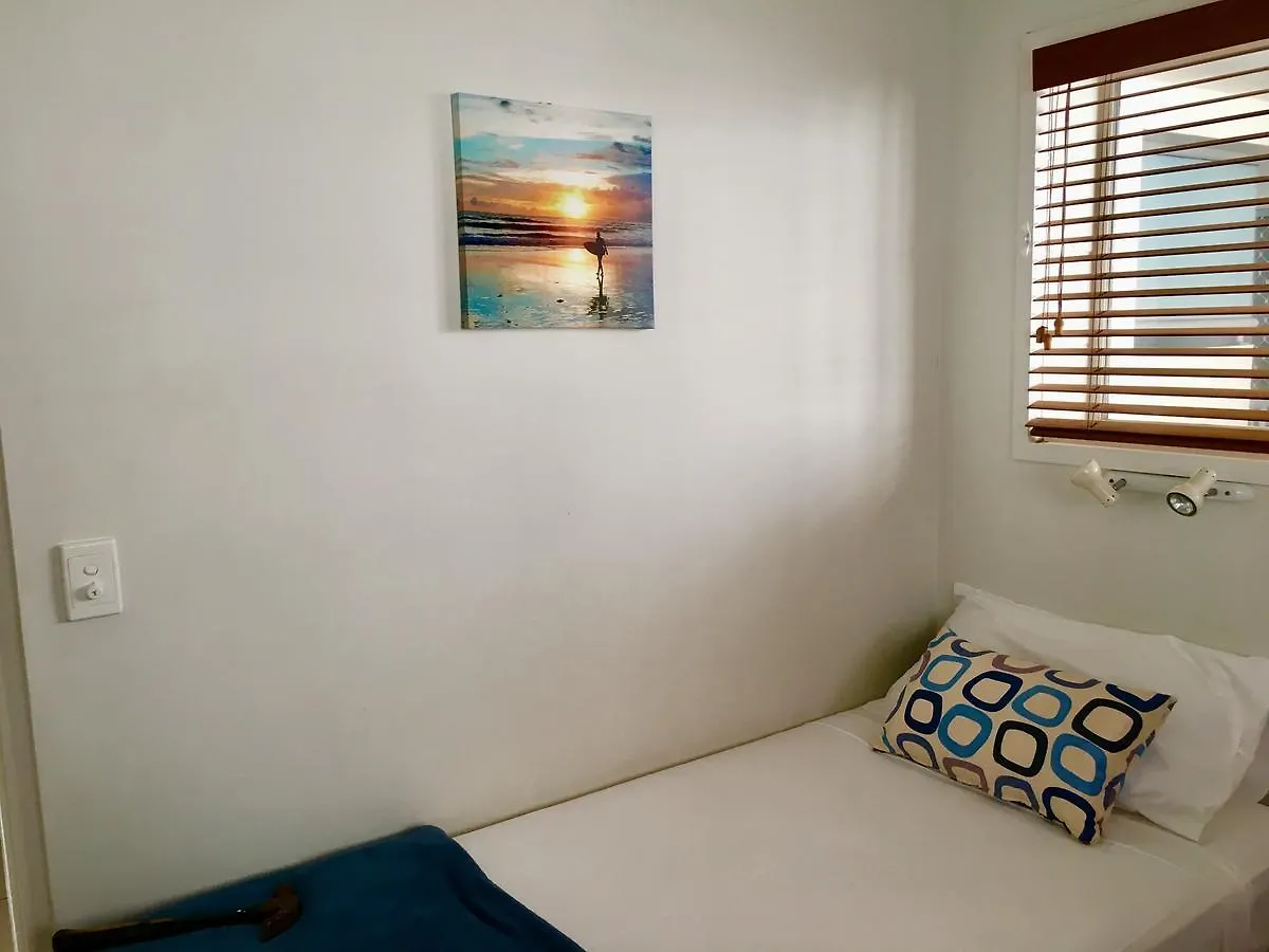 Cranbourne Court Beachside Apartments Maroochydore 0*,  Australia