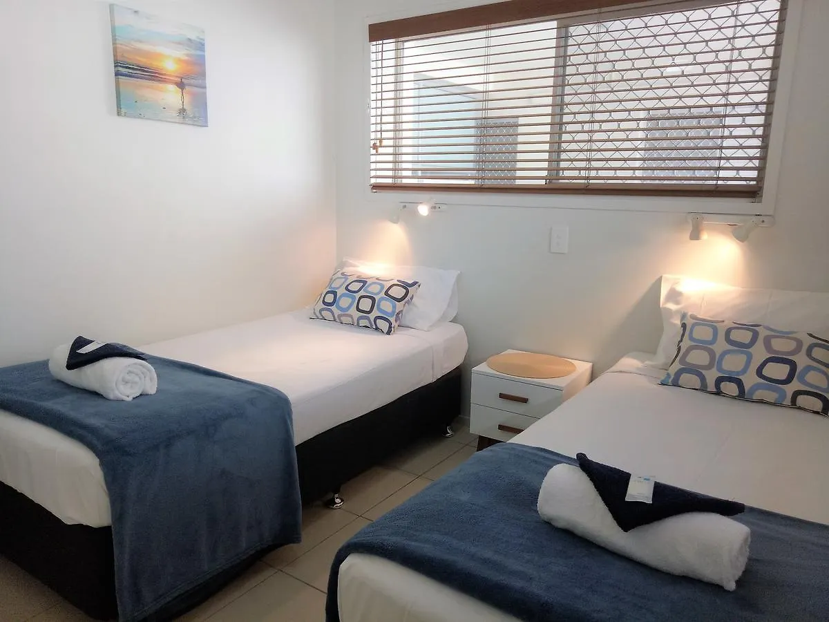 Cranbourne Court Beachside Apartments Maroochydore 0*,